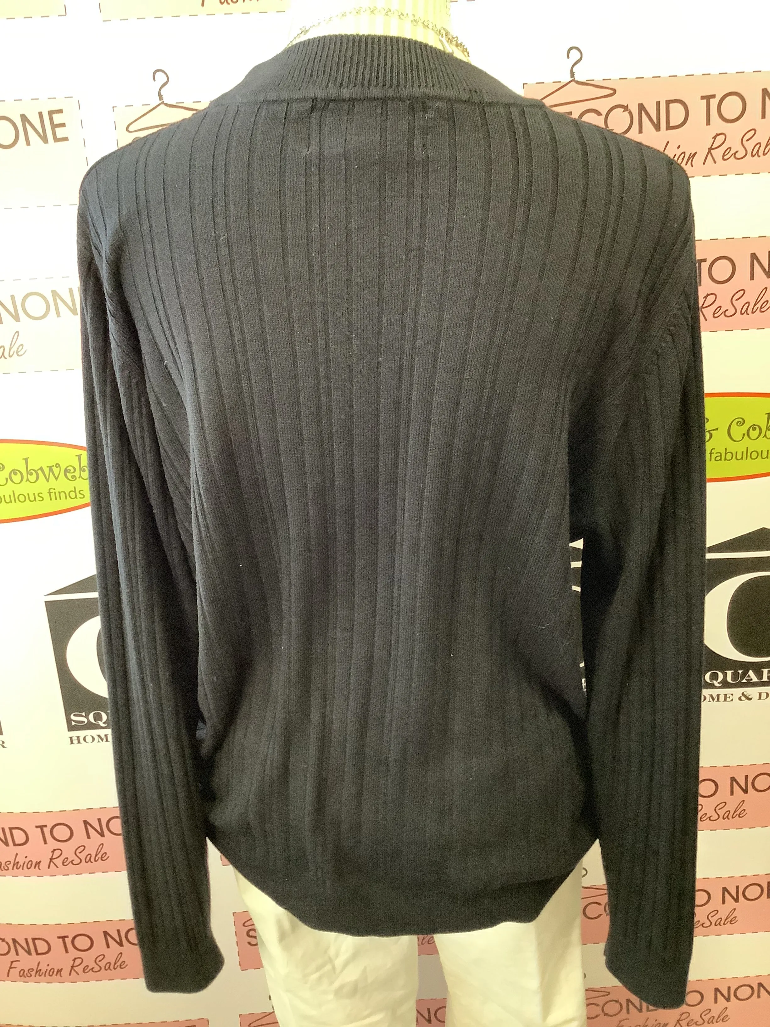 Classic Ribbed Black Sweater (Size L)