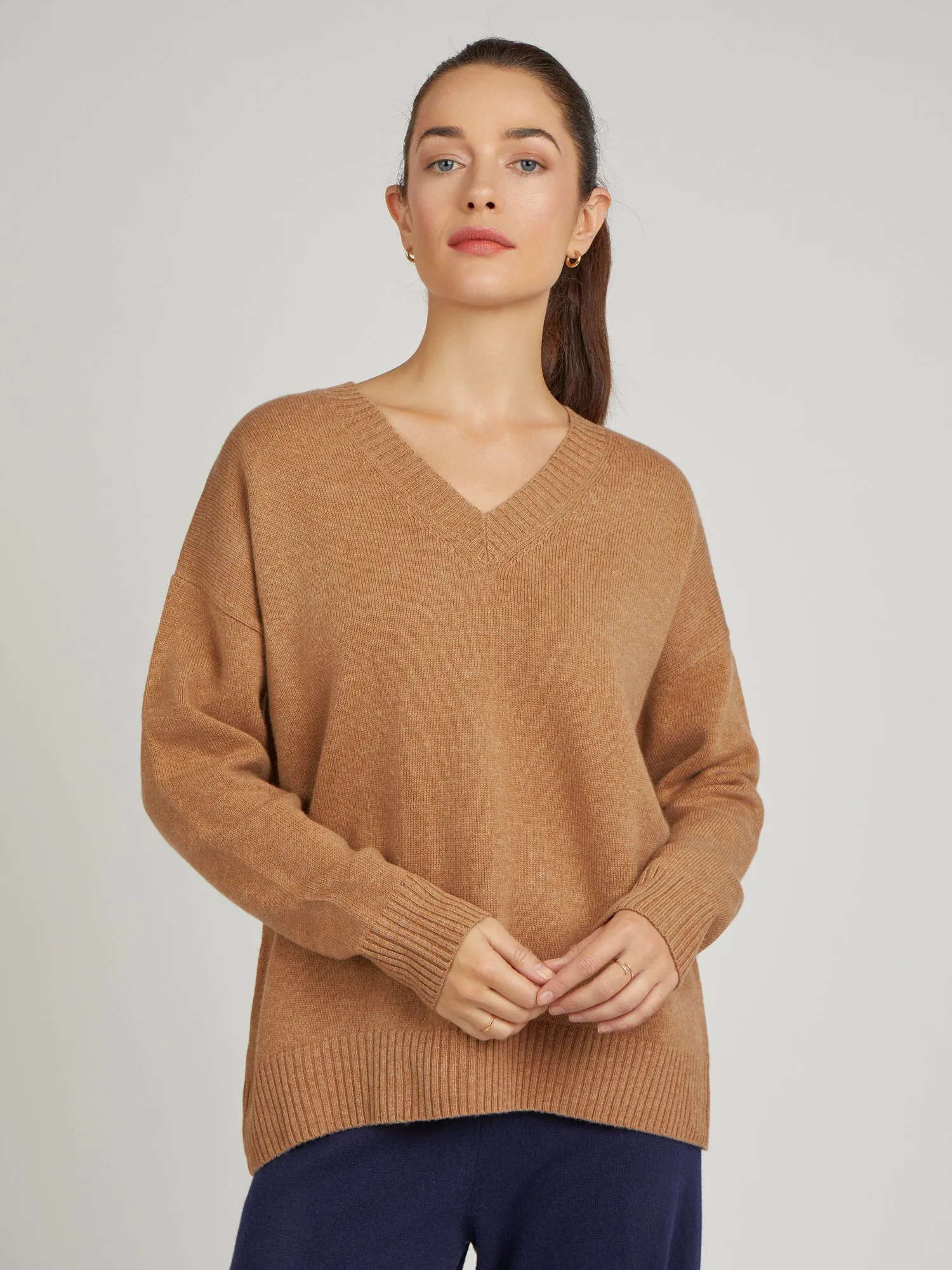 Core Relaxed V Neck Wool/Cashmere Jumper