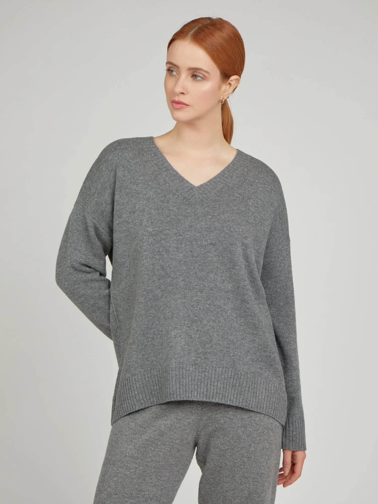 Core Relaxed V Neck Wool/Cashmere Jumper