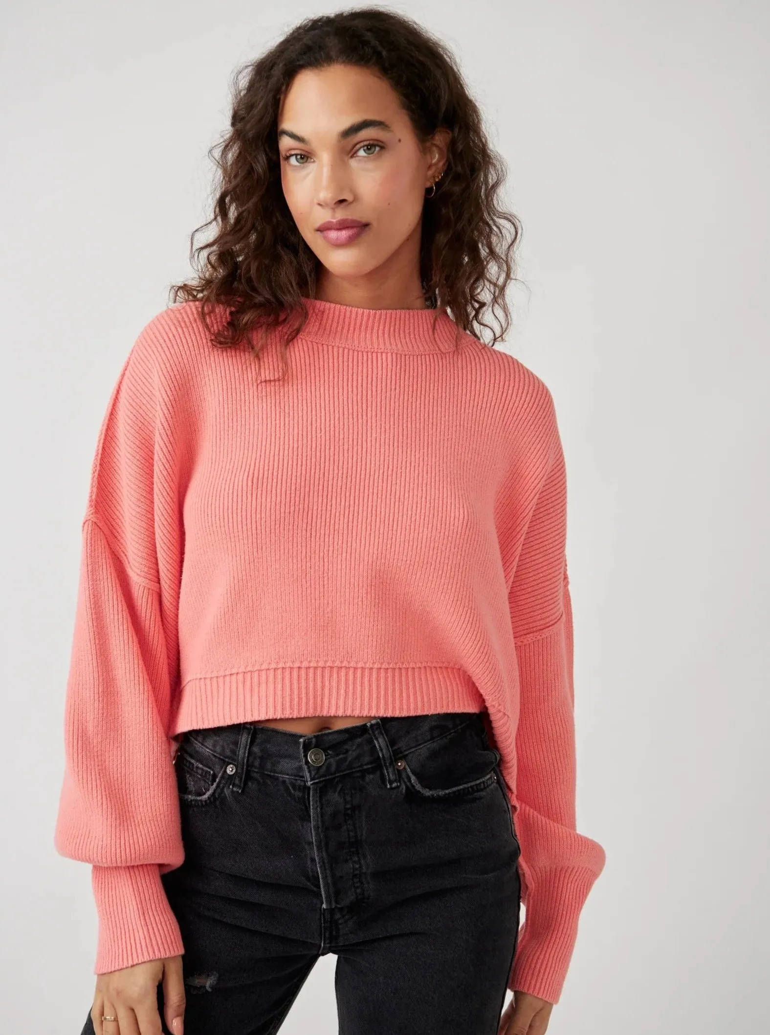 Easy Street Crop Pullover Crew Neck Guava Juice